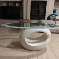 Tsvolino da salotto con piano in vetro ovale