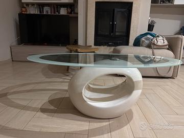 Tsvolino da salotto con piano in vetro ovale