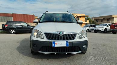 Skoda Roomster 1.2 TSI 86CV Scout