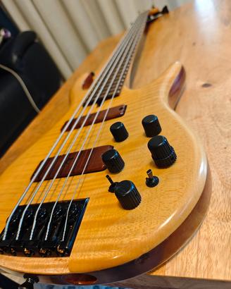 Basso Rush Guitars Liuteria 