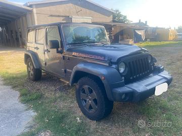 Jeep Wrangler JKU Rubicon RECON 2018 incidentata