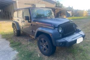 Jeep Wrangler JKU Rubicon RECON 2018 incidentata