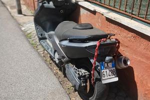 T-max 2006 iniezione