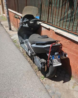 T-max 2006 iniezione