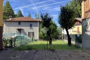 VILLA SINGOLA A ESINO LARIO