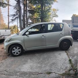 Daihatsu Sirion 4x4