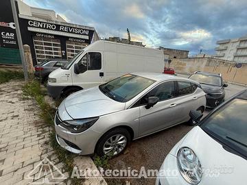 Opel Astra 1.2 Turbo 110 CV S&S 5 porte senza moto