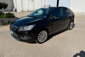 FORD FOCUS TITANIUM