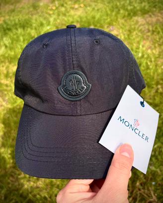 Cappello nero moncle