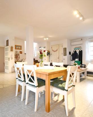 Villa a schiera con cortile