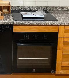 Forno e piano cottura a induzione