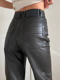 Pantaloni eccopelle bershka marroni misura xs