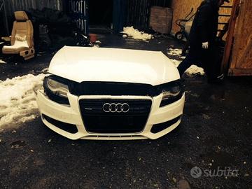 Musata audi a4 - 2011