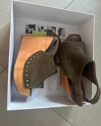 Zeppa Jeffrey Campbell verde militare