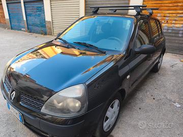 Renault Clio CDi diesel 
