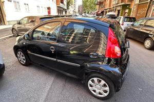 Peugeot 107 neopatentati automatica
