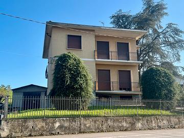 Villa Bifamiliare a Corvino San Quirico