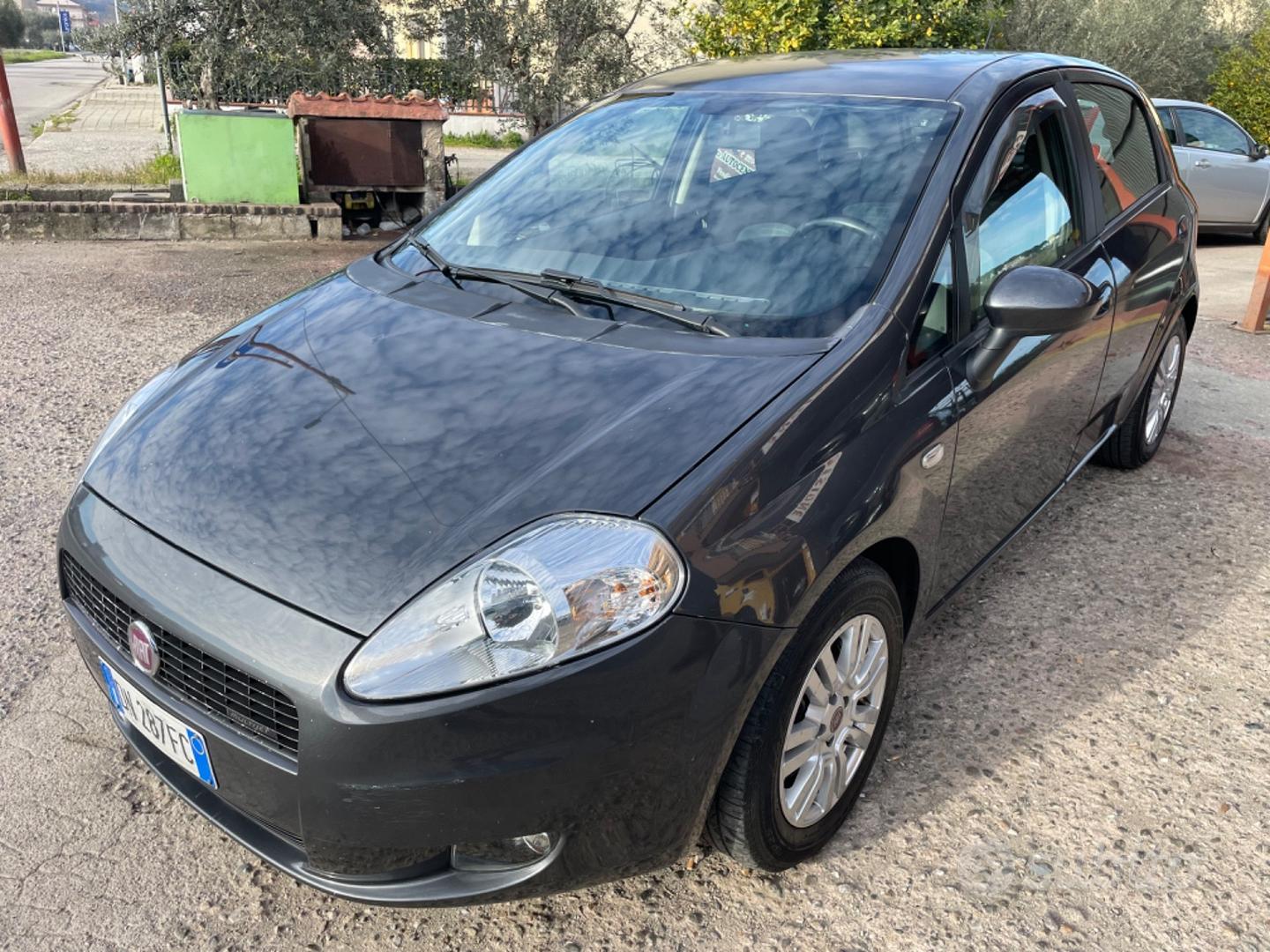 Fiat Grande Punto 1.3 MJT 90 CV AUTOMATICA 2008 – Mad Motors Srl – Auto  Serradifalco