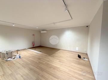 UFFICIO A RODENGO SAIANO