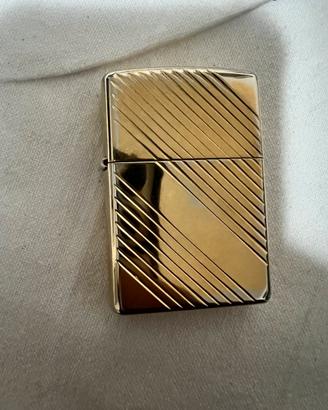 Zippo gold