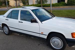 Mercedes 190 E
