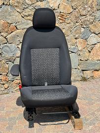 Sedile anteriore lato guida Fiat Doblò 2011