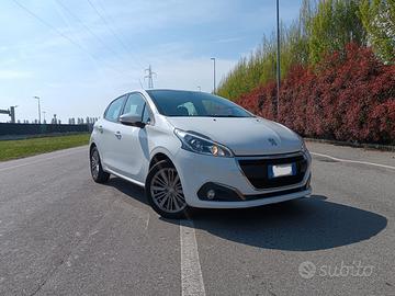 Peugeot 208 gpl