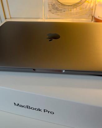 MacBook Pro 13" 2017 – 8 GB ram – ssd 128 GB