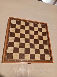 Scacchiera vintage in legno