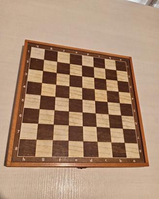 Scacchiera vintage in legno