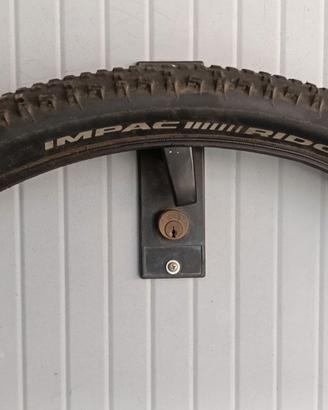 Pneumatici MTB 29 x 2.25 e due camere d'aria