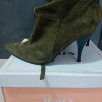 Stivaletti scamosciati verde oliva