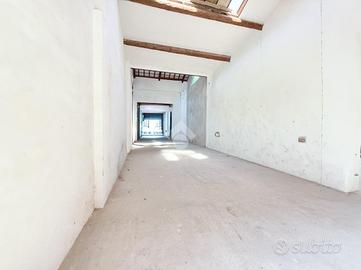 MAGAZZINO A LODI