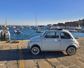 500 L bianca perfetta, esposta alle mostre