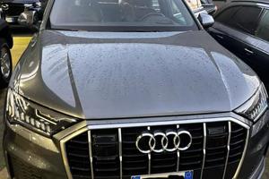 Audi Q7 S-line