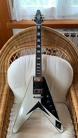 Chitarra copia Gibson Flying V