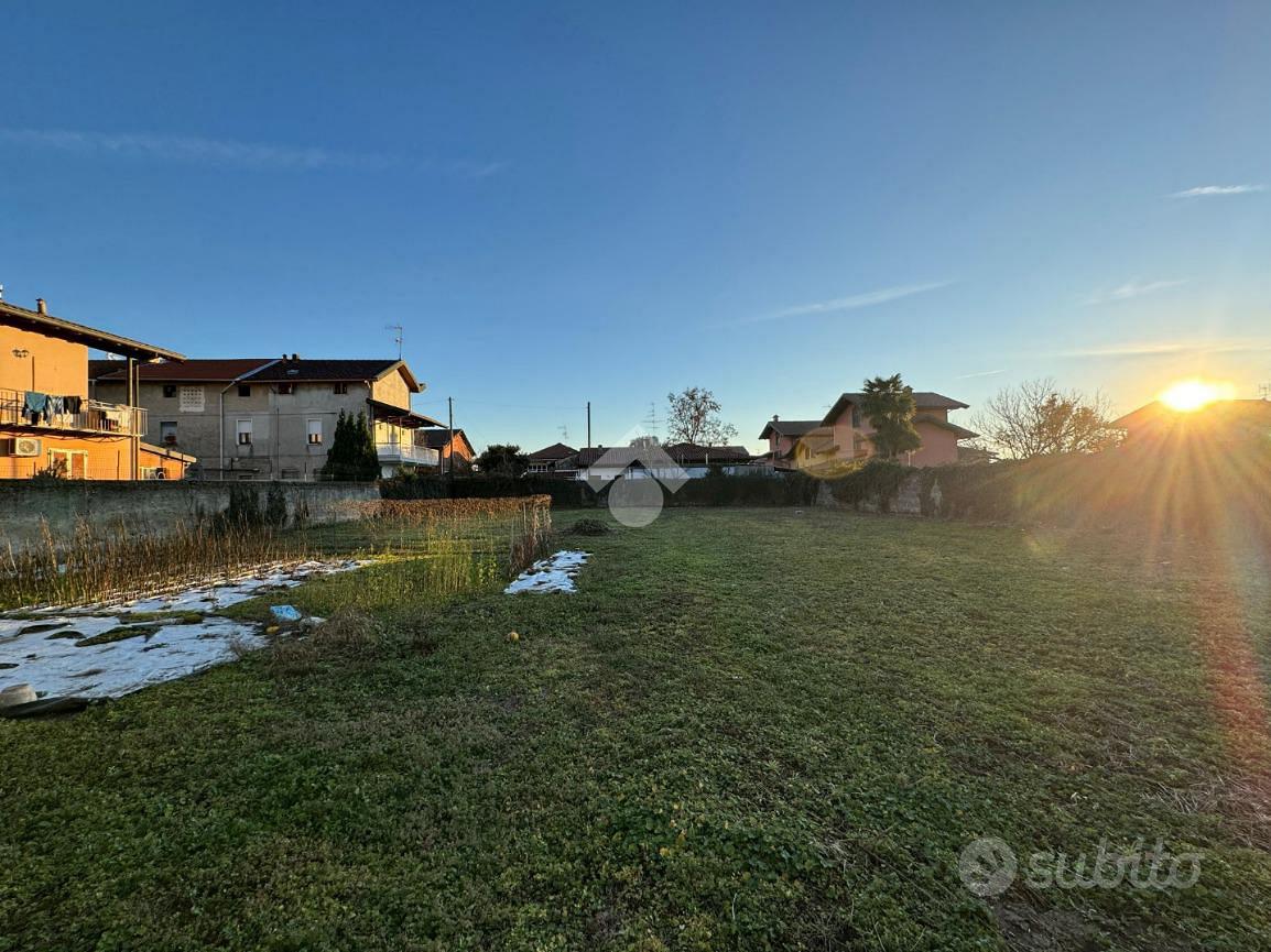 TER. RESIDENZIALE A BELLINZAGO NOVARESE - Vista 4