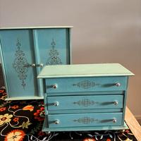 Armadio e comò in legno set vintage