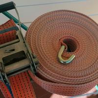 cinghia con cricchetto 