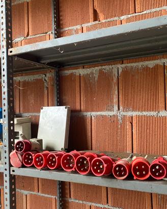 Materiale elettrico