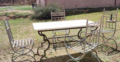 Tavolo da esterno
