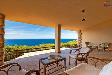 Villa indipendente con vista mare - Costa Paradiso