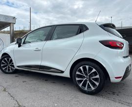 Renault Clio 1.5 dci cambio automatico