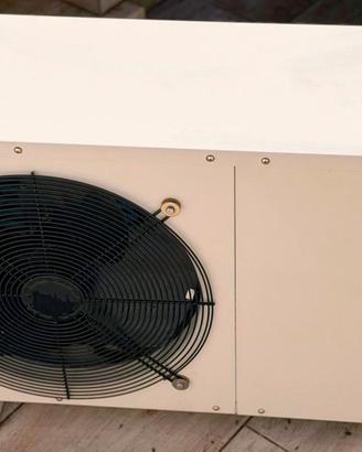 POMPA DI CALORE PISCINA