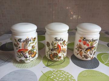 Nr. 3 barattoli per cucina