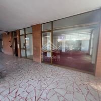 Ampio Locale in zona Centrale
