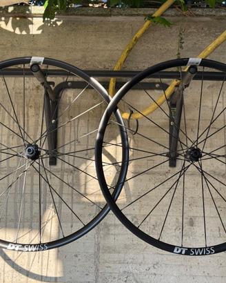 DT Swiss E 1800 SPLINE Tubeless Disc Shimano 11/12