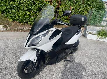 Kymco downtown 300i 2012