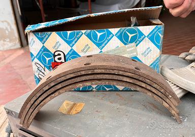 Ganasce freno Mercedes Unimog