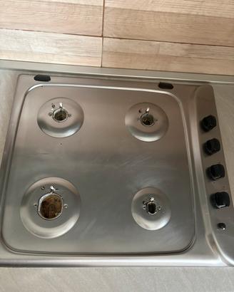 Piano cottura Indesit gas 4 fuochi